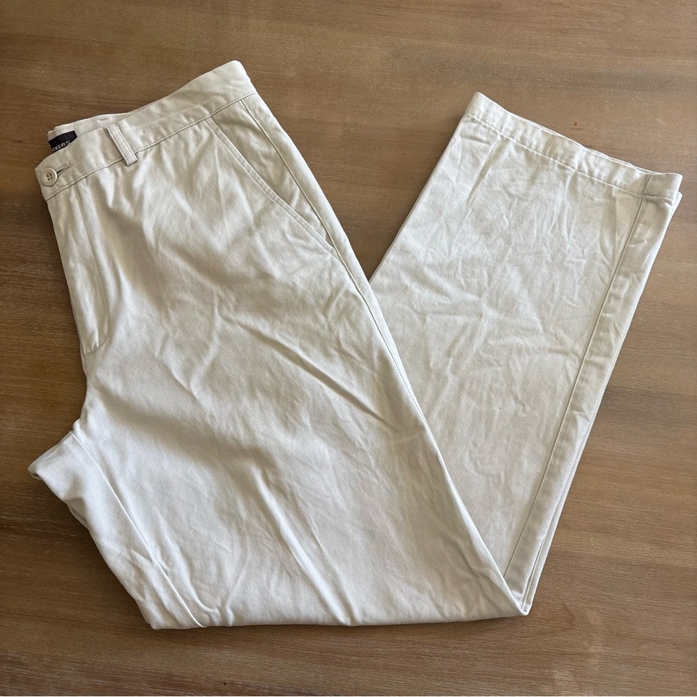 Docker’s Men’s Classic Cotton Chinos in Light Beige, 34x32